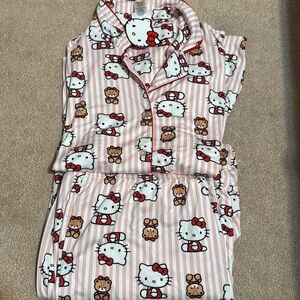 HELLO KITTY LONG SLEEVE/LONG PANTS PJ SET (X-Large sleepwear